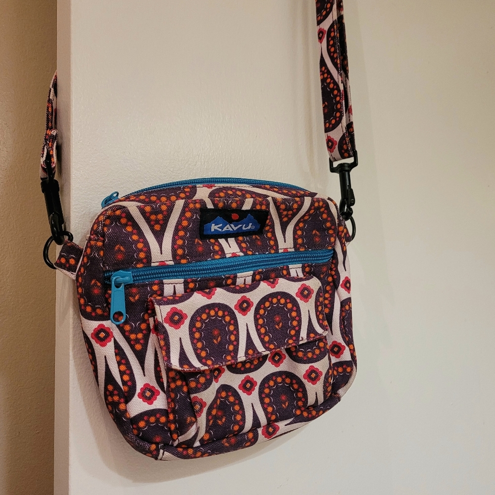 Kavu Crossbody Purse